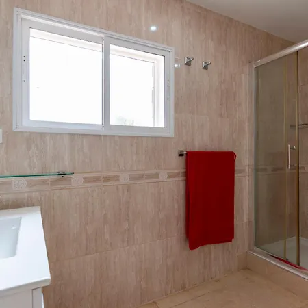 Beautiful 4 Bedroom Private Heated Pool * Callao Salvaje