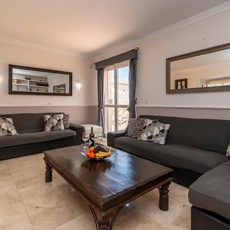 Beautiful 4 Bedroom Private Heated Pool Villa