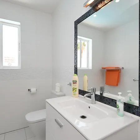 Villa Beautiful 4 Bedroom Private Heated Pool Callao Salvaje