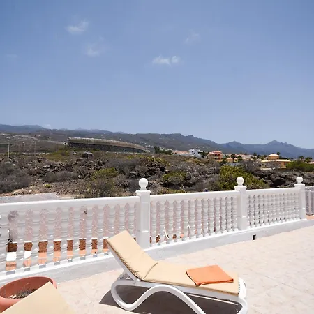 Beautiful 4 Bedroom Private Heated Pool Villa Callao Salvaje